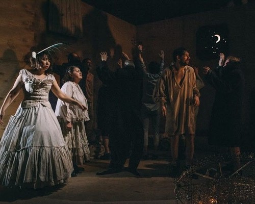 Пустота как главный персонаж: классический сюжет Гоголя, очищенный от эпохи и наполненный современным звучанием